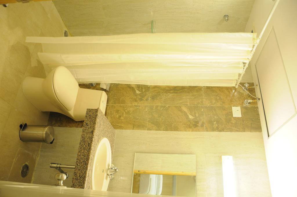 Hotel Royal Opera Bangalore Exteriör bild