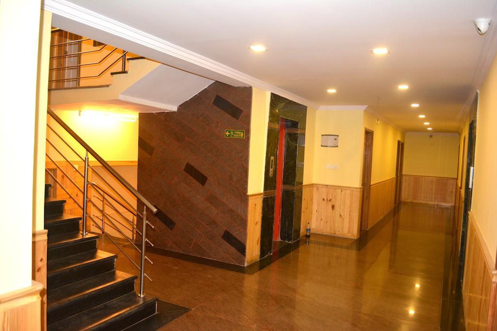 Hotel Royal Opera Bangalore Exteriör bild