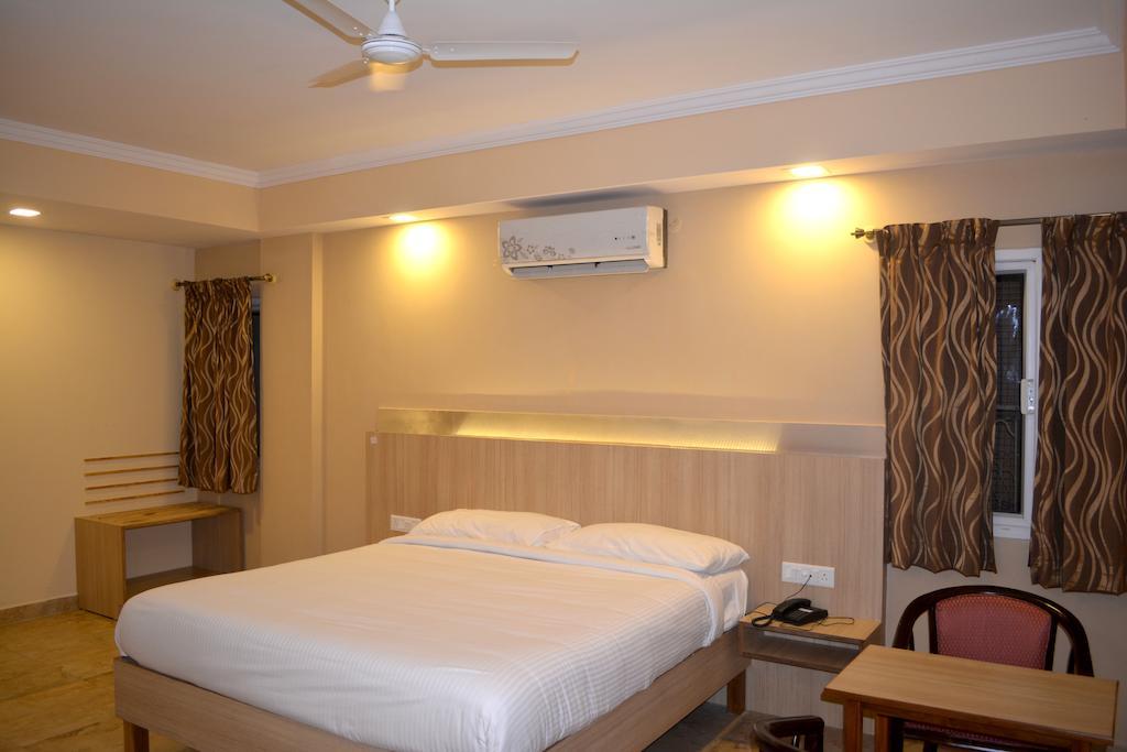 Hotel Royal Opera Bangalore Rum bild