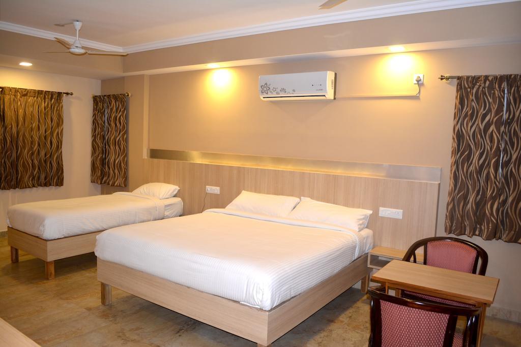 Hotel Royal Opera Bangalore Rum bild