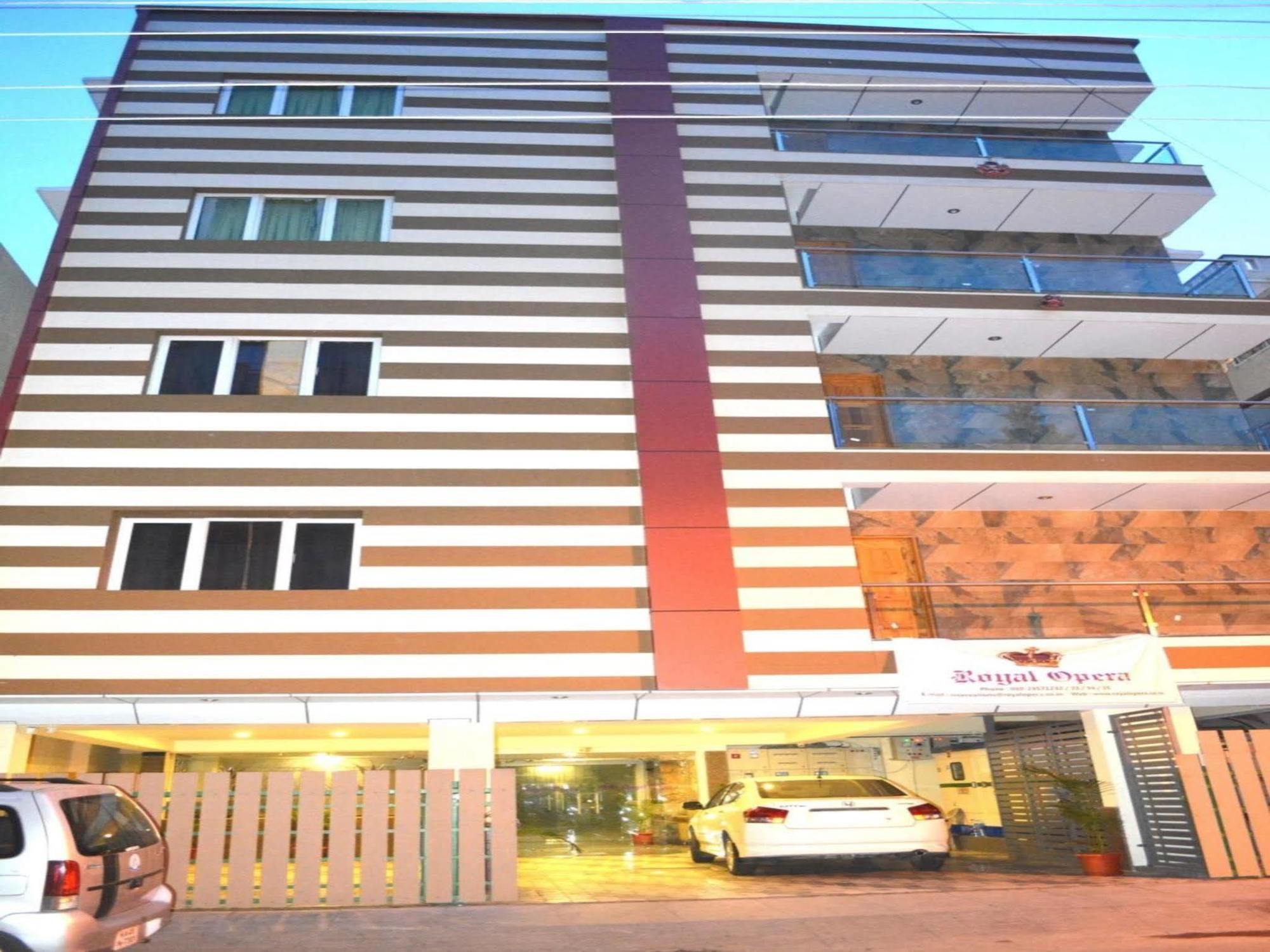 Hotel Royal Opera Bangalore Exteriör bild